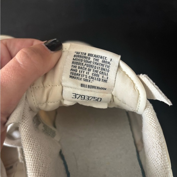 Nike Women's Athletic Shoes - Cream and White - Picture 6 of 8